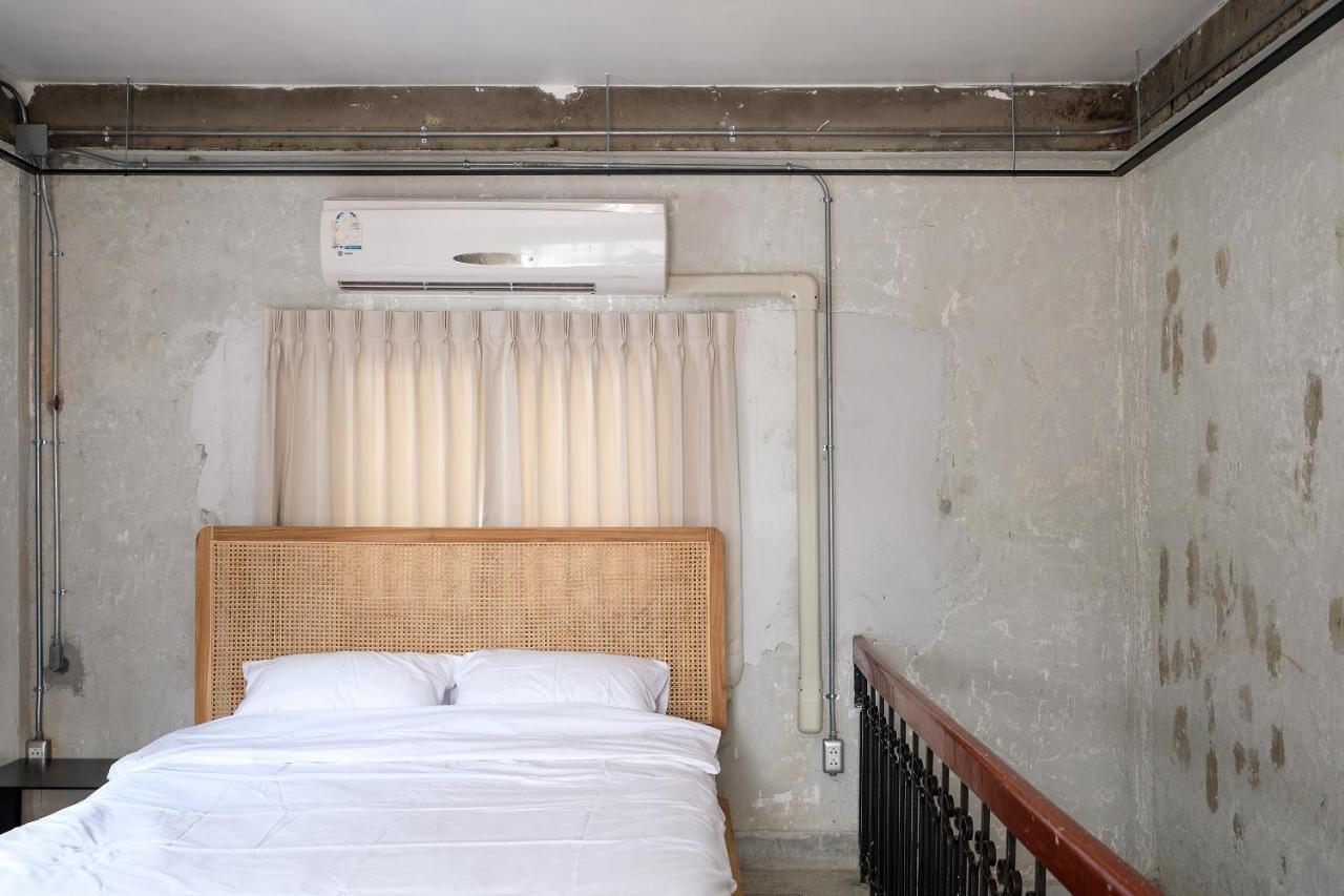 Ep1 Shophouse Hotel Bangkok Exterior foto