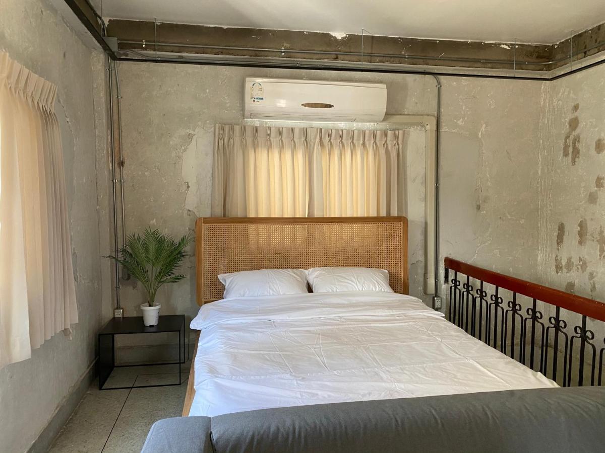Ep1 Shophouse Hotel Bangkok Exterior foto